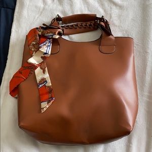 BROWN FAUX LEATHER TOTE BOOK BAG